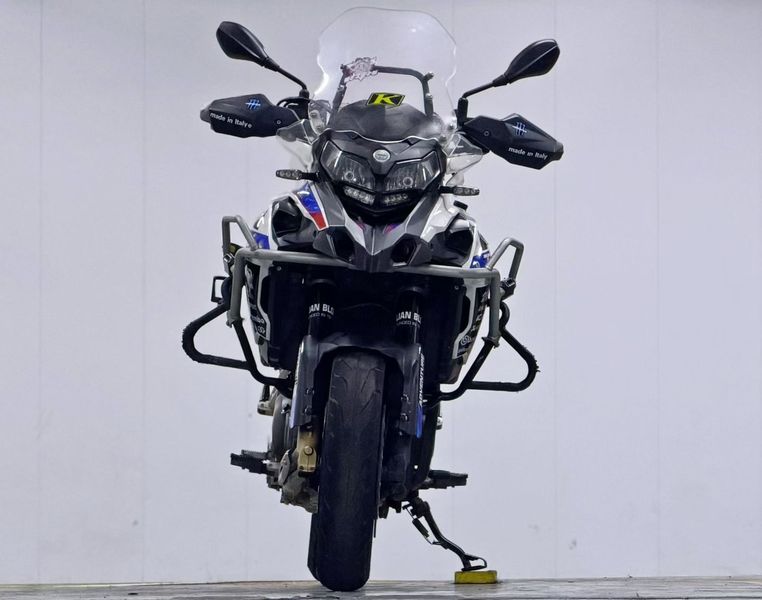 二手贝纳利金鹏 TRK502