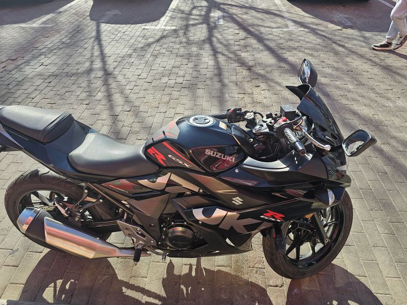 二手豪爵铃木GSX250R