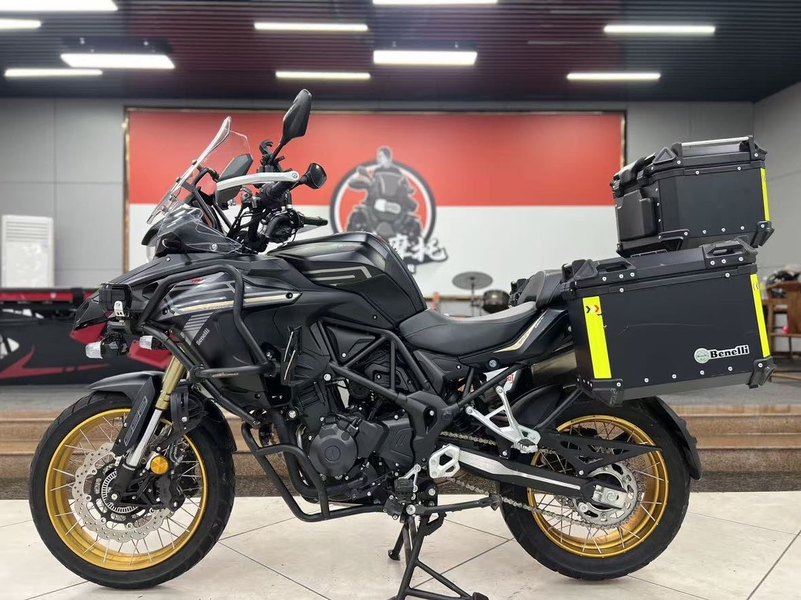 二手贝纳利TRK552