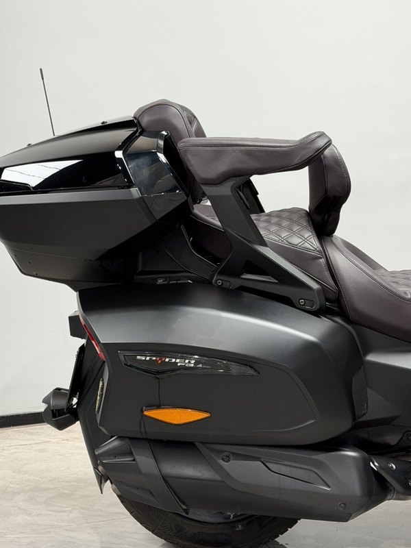 二手庞巴迪Spyder F3 