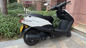 二手五羊本田SCR 喜鲨125