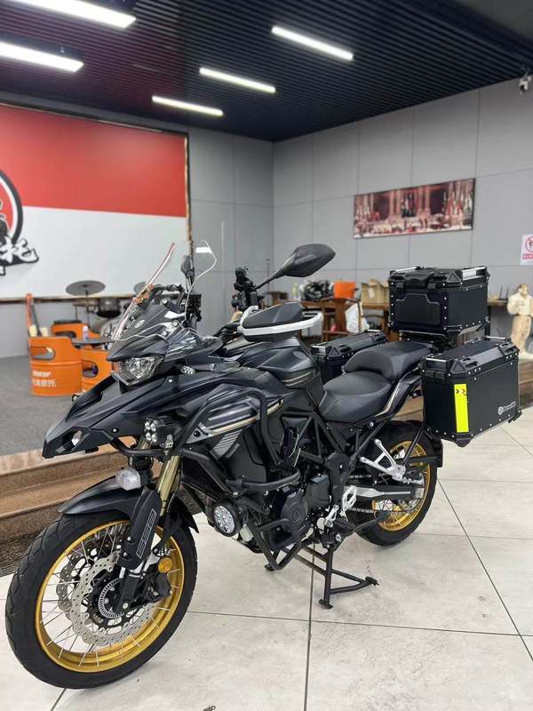 二手贝纳利TRK552