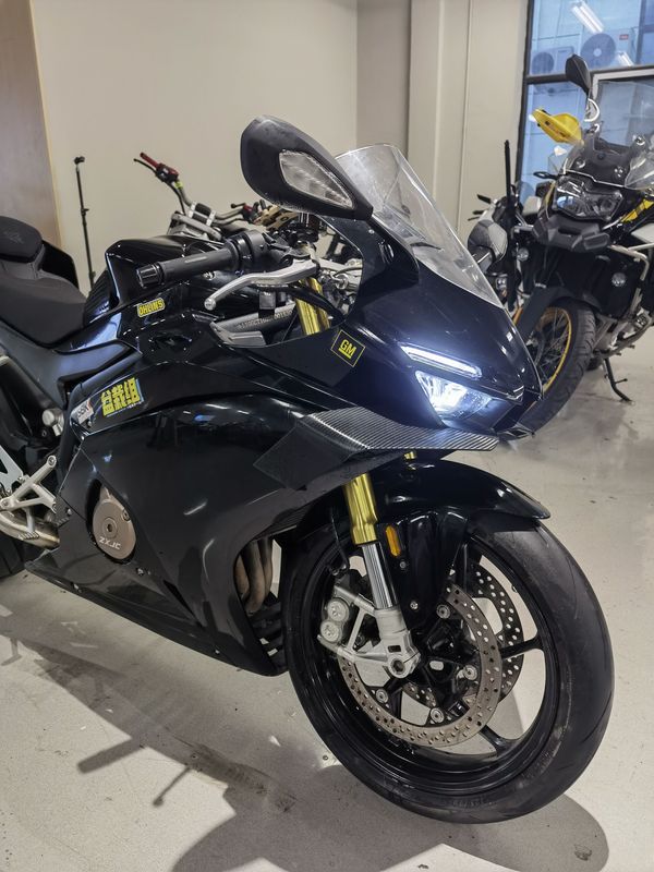 二手张雪机车500RR