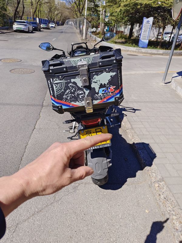 二手贝纳利金鹏 TRK502