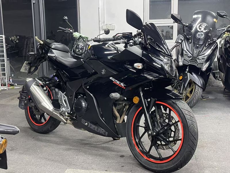 二手豪爵铃木GSX250R