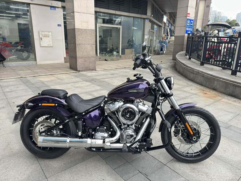 二手哈雷戴维森街霸 Street Bob