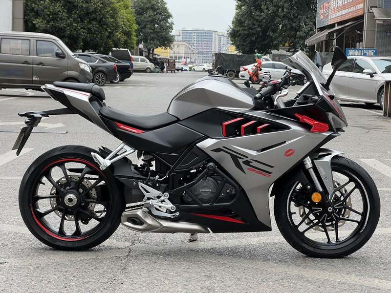 二手赛科龙RC250