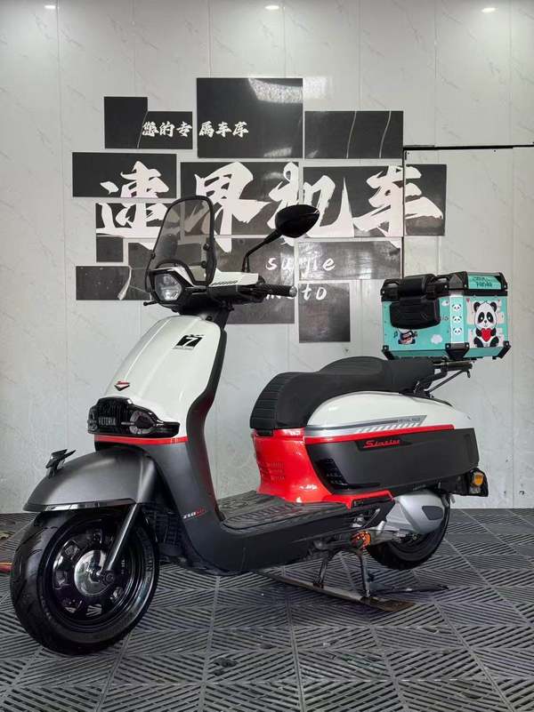 二手维多利亚Sixties 250Si