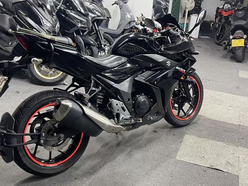 二手豪爵铃木GSX250R