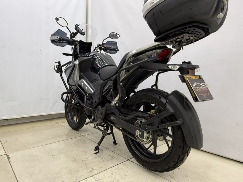 二手五羊本田猛鸷 CB190X