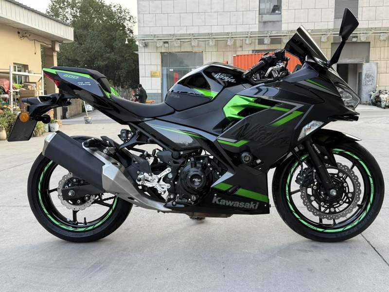 二手川崎Ninja 400