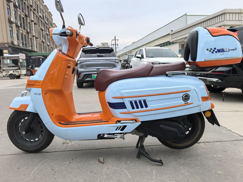 二手三業喀秋莎