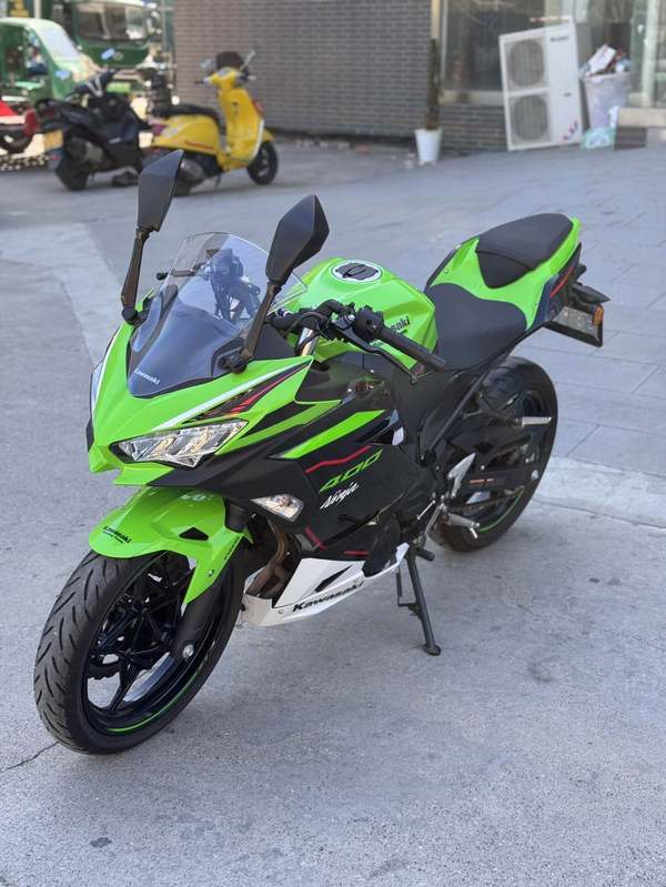 二手川崎Ninja 400