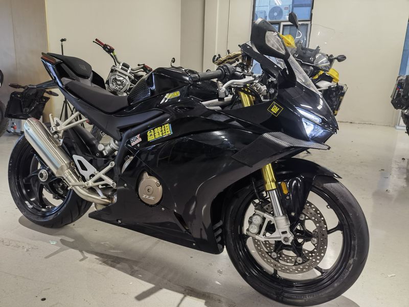 二手张雪机车500RR