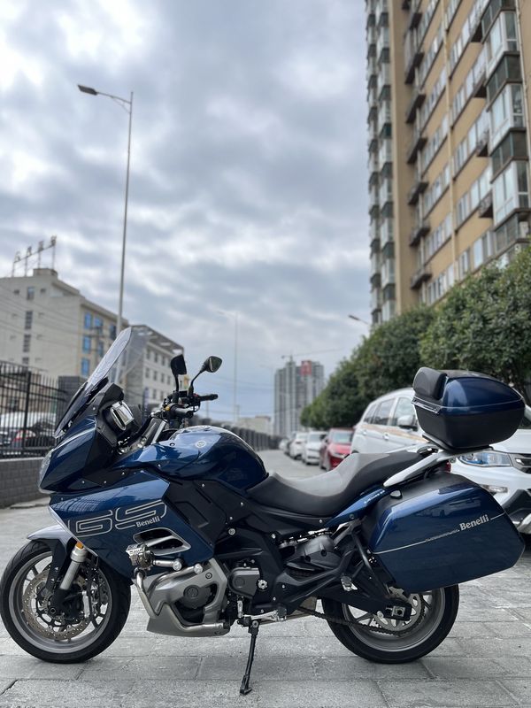 二手贝纳利600GC