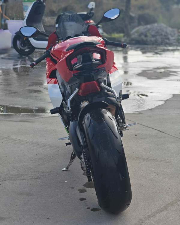 二手杜卡迪Panigale V4