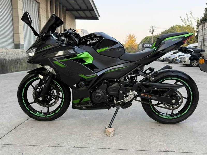 二手川崎Ninja 400