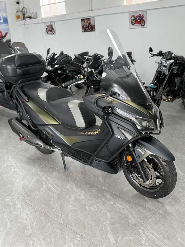 二手光阳赛艇 250