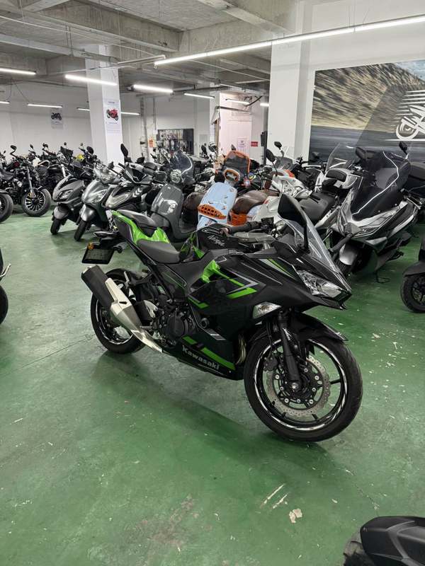 二手川崎Ninja 400