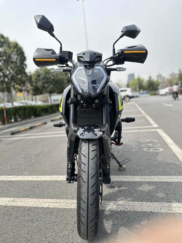 二手贝纳利小迅龙 BN150S