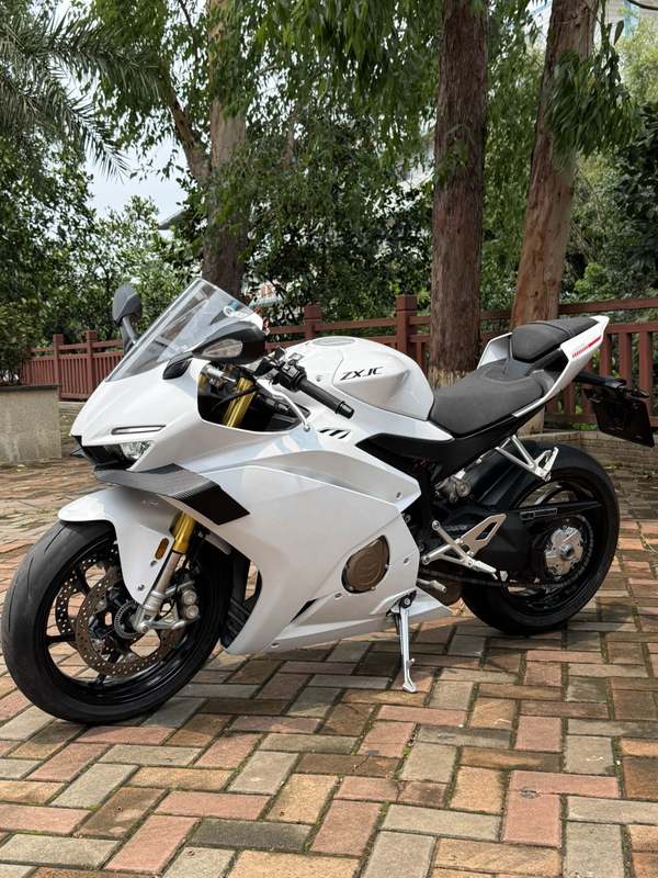 二手张雪机车500RR