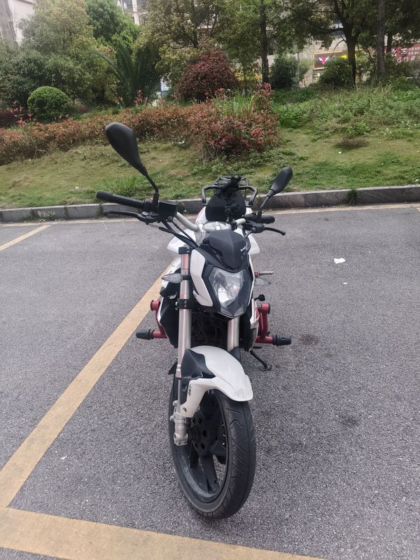 二手贝纳利红宝龙 TNT150i