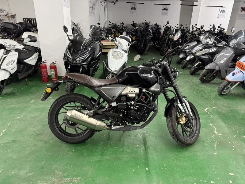 二手五羊本田鸷道 CB190SS