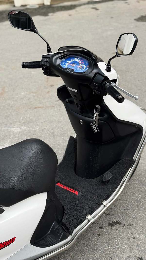 二手五羊本田SCR 喜悦110