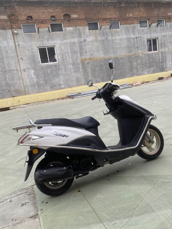 二手五羊本田SCR 喜鲨125