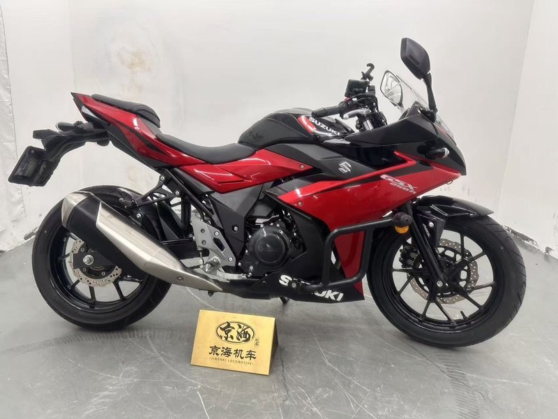 二手豪爵铃木GSX250R