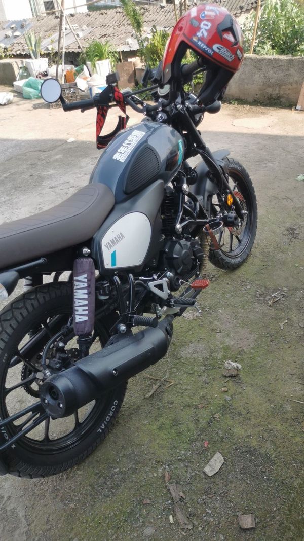 二手建设雅马哈GT150 Fazer