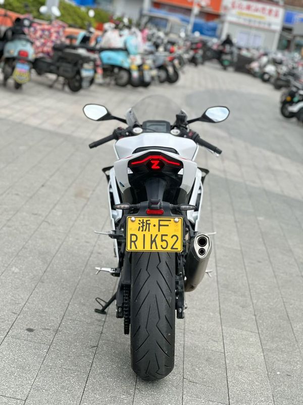 二手张雪机车500RR