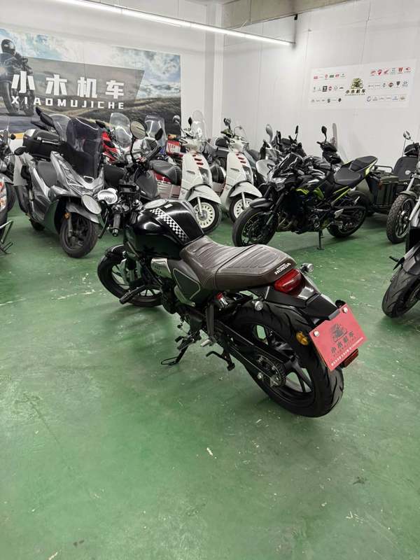 二手五羊本田鸷道 CB190SS