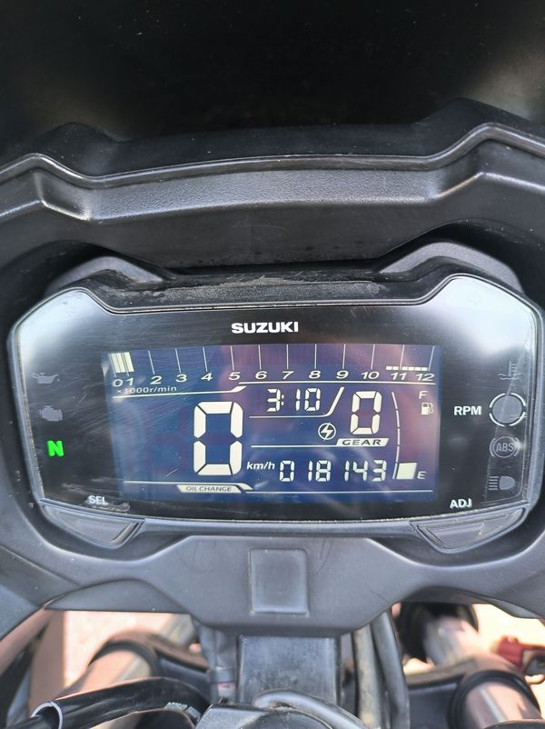 二手豪爵铃木GSX250R