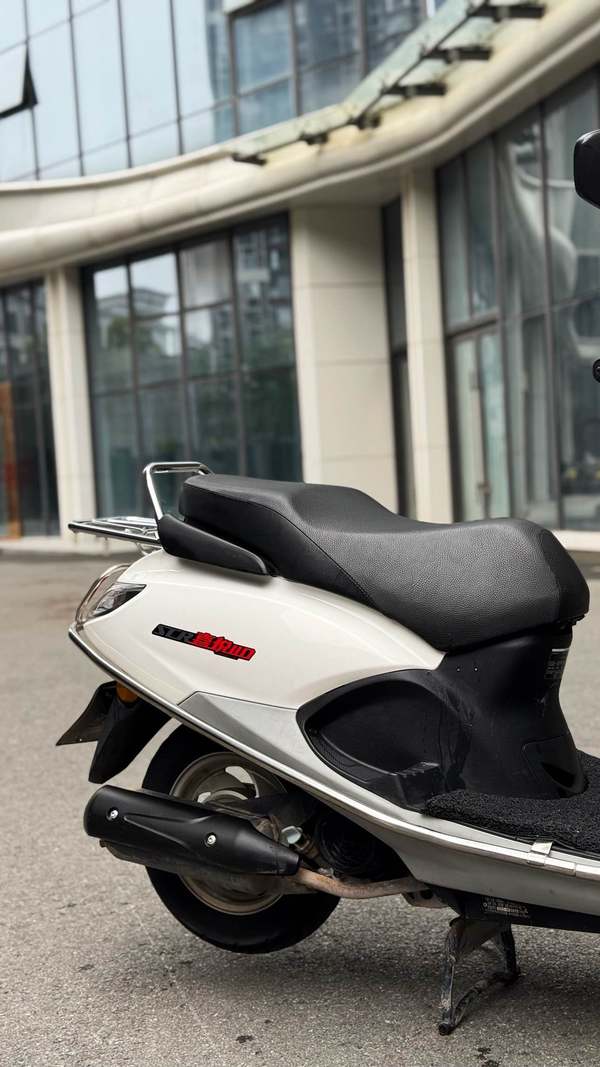 二手五羊本田SCR 喜悦110