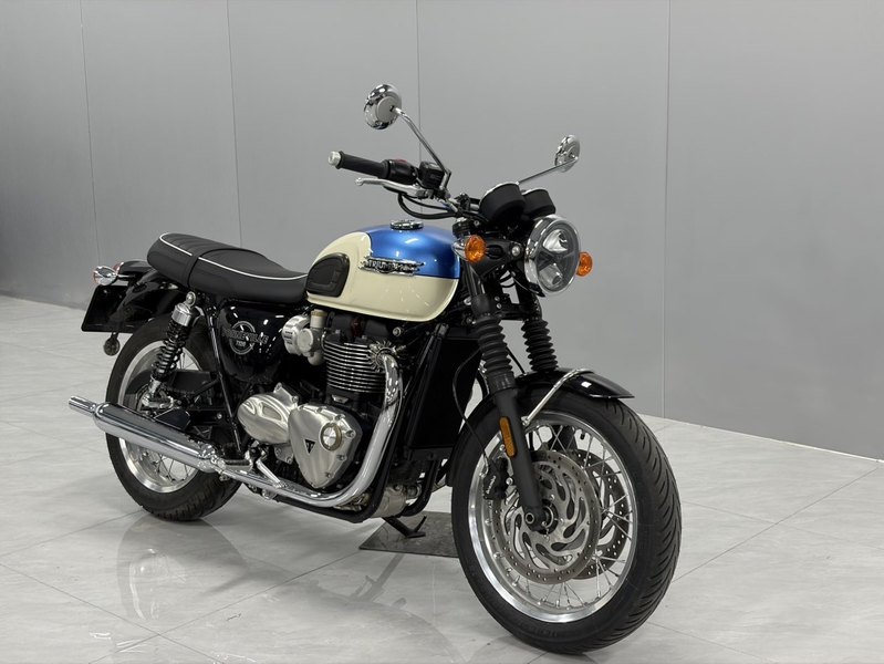 二手凯旋Bonneville T120