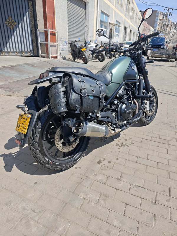 二手贝纳利幼狮 Leoncino 500