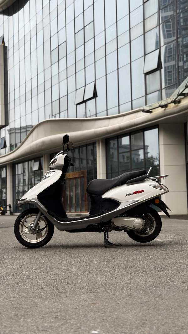 二手五羊本田SCR 喜悦110