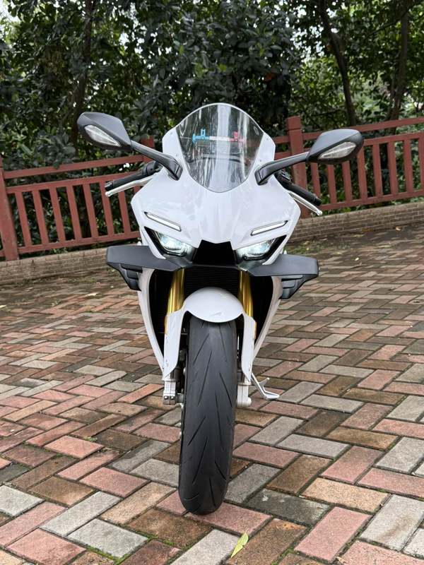 二手张雪机车500RR