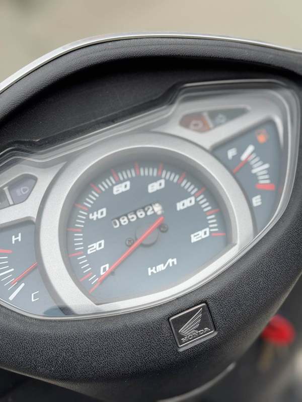 二手五羊本田SCR110 佳御