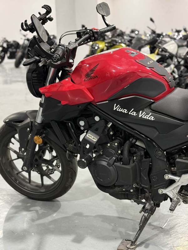 二手本田CB 400F(海外)