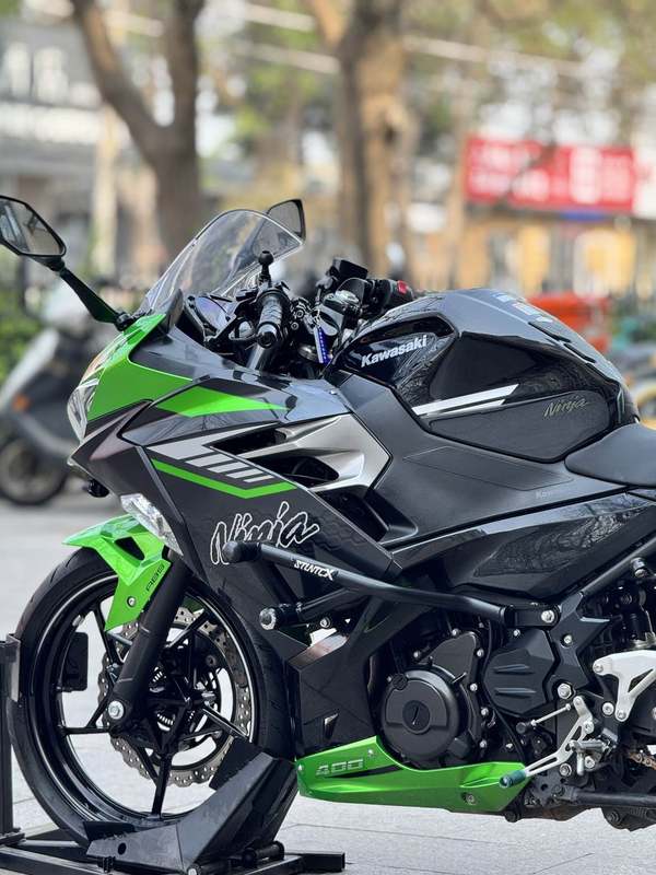 二手川崎Ninja 400