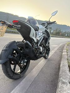 二手贝纳利小迅龙 BN150S