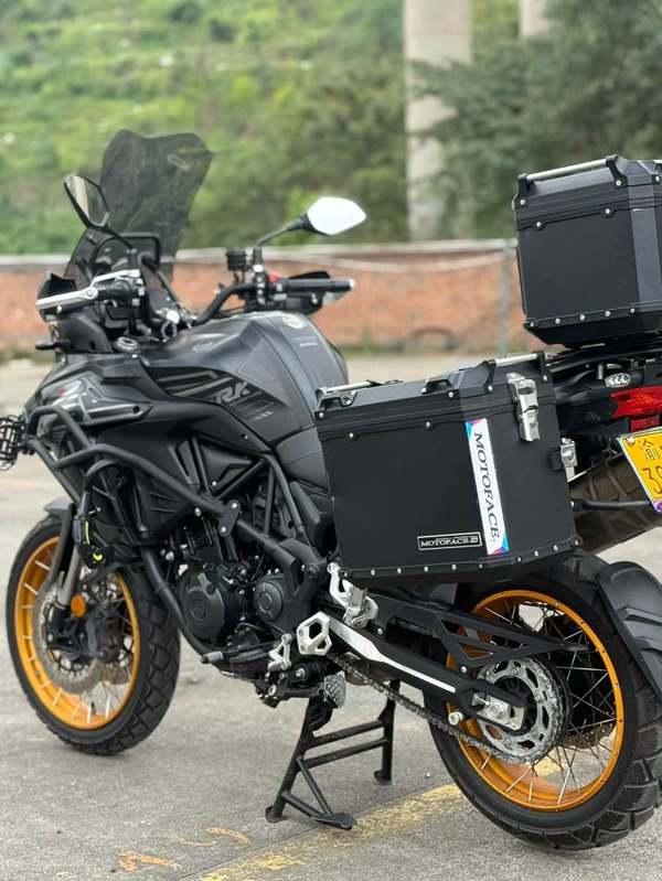 二手贝纳利TRK552