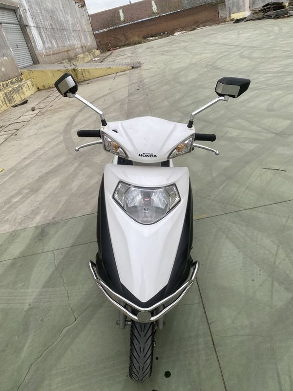 二手五羊本田SCR 喜鲨125