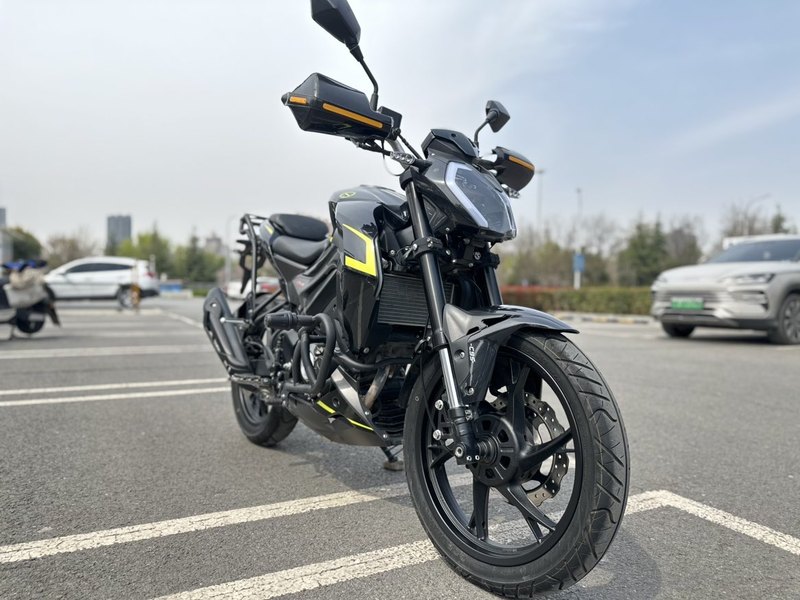 二手贝纳利小迅龙 BN150S