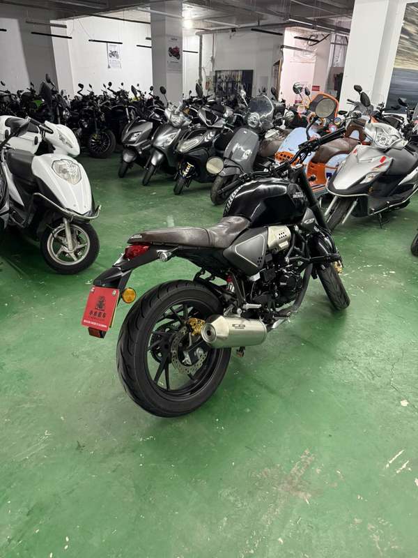 二手五羊本田鸷道 CB190SS