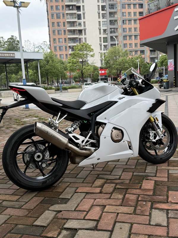 二手张雪机车500RR