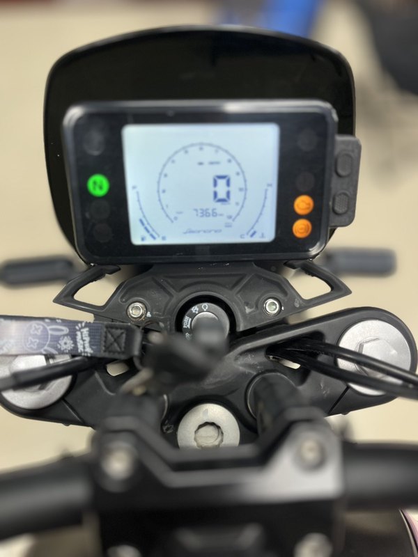 二手贝纳利幼狮 Leoncino 150