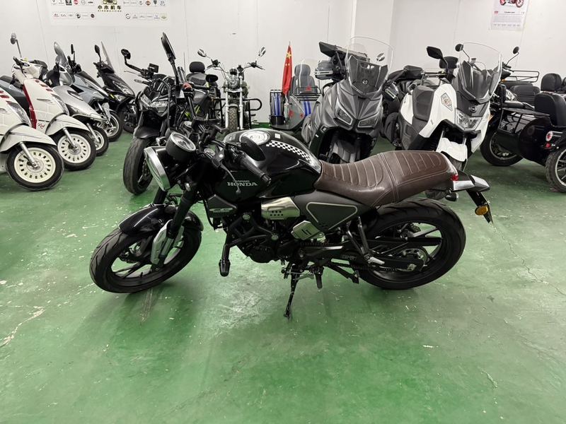 二手五羊本田鸷道 CB190SS